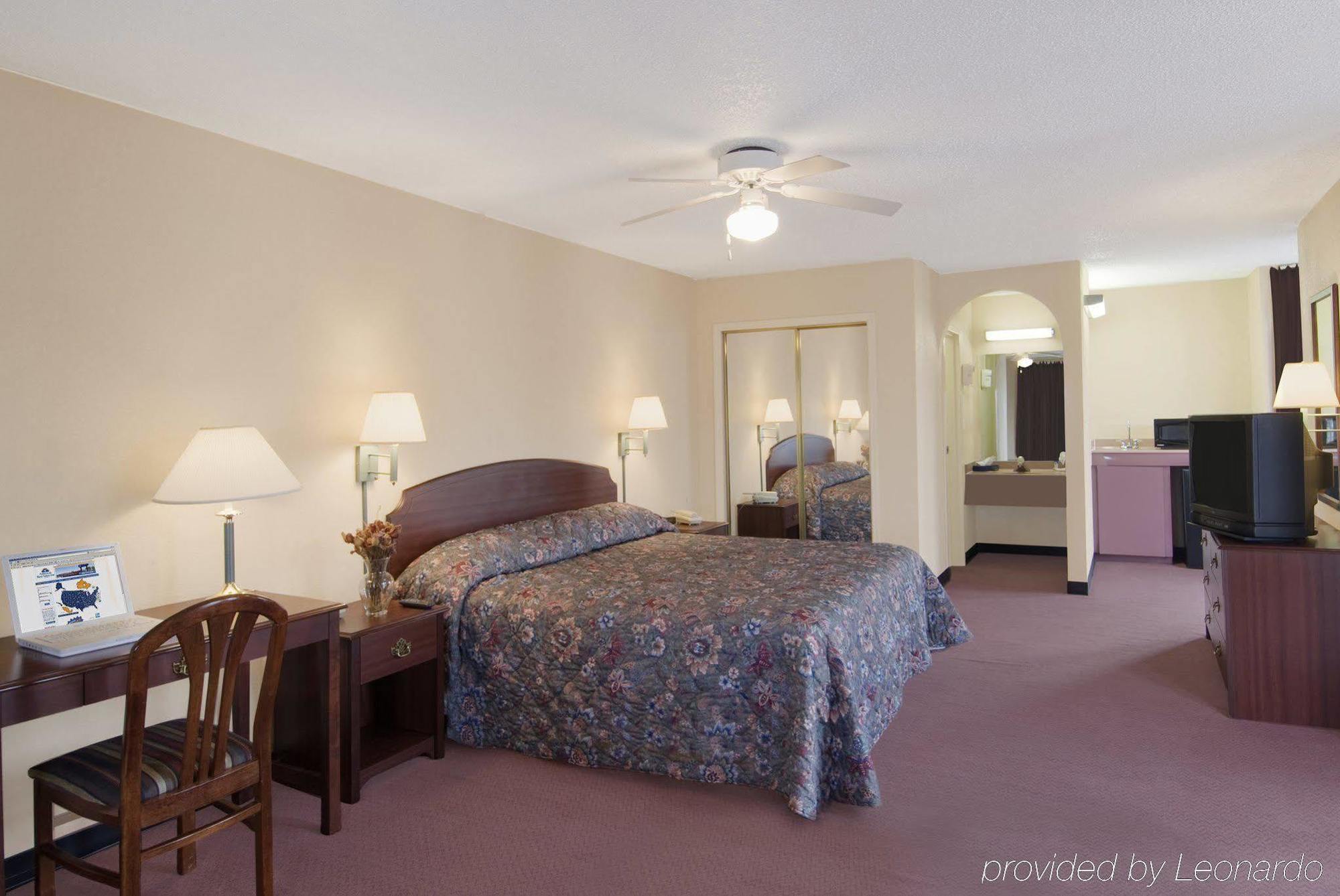 Econo Lodge Гейнсвілл Номер фото