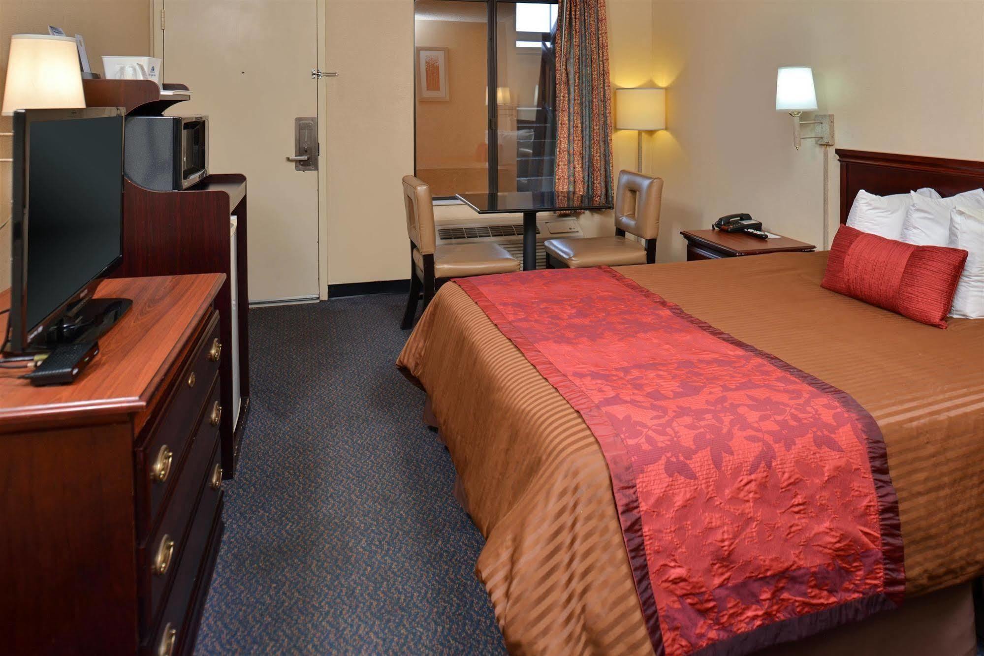 Econo Lodge Гейнсвілл Екстер'єр фото