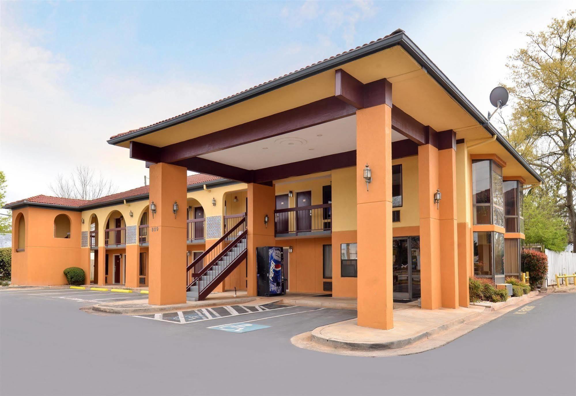 Econo Lodge Гейнсвілл Екстер'єр фото
