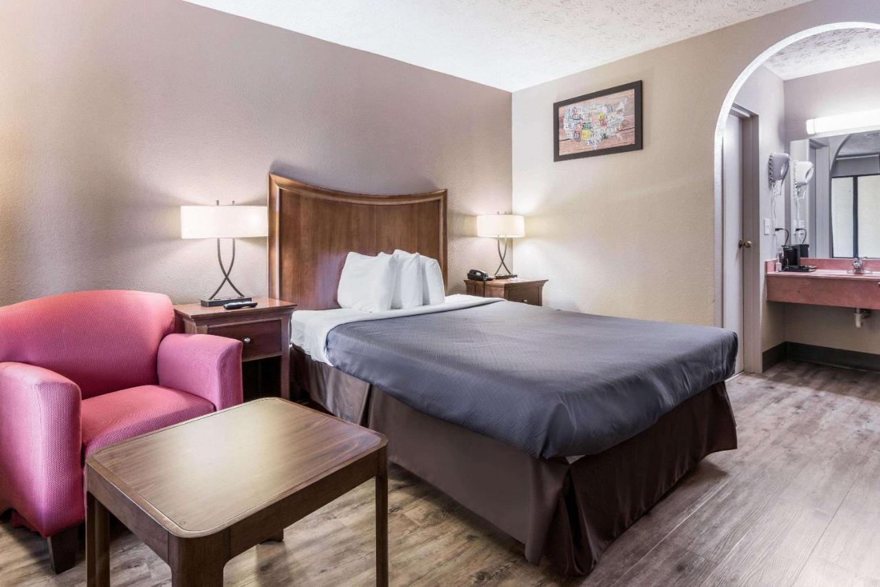 Econo Lodge Гейнсвілл Екстер'єр фото