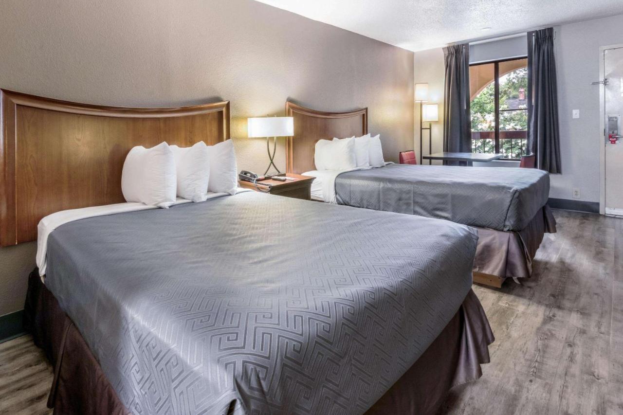 Econo Lodge Гейнсвілл Екстер'єр фото