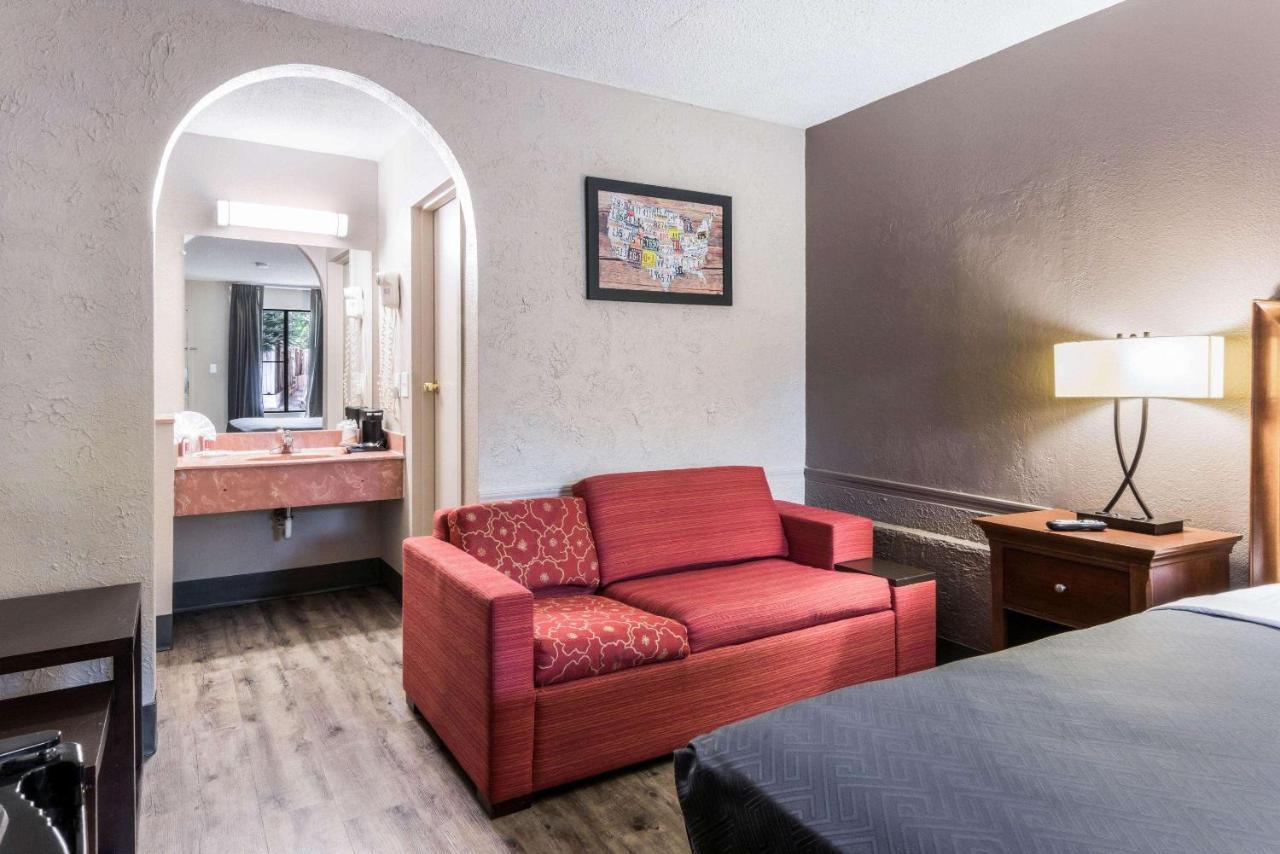 Econo Lodge Гейнсвілл Екстер'єр фото